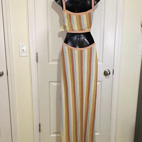 NWT Altar’d State Bodycon Shimmer Maxi Dress with Cutout Large - Picture 2 of 10